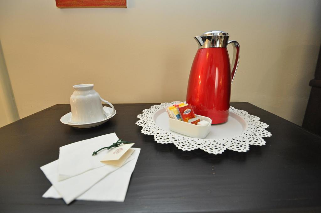 Palazzo De Donatis B&B Melissano Екстер'єр фото