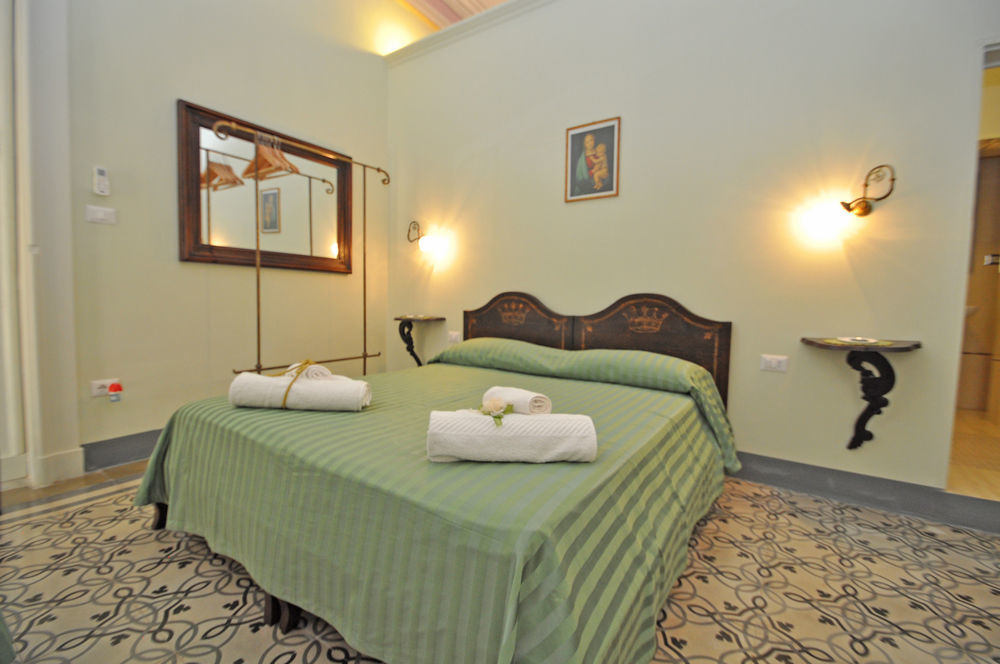 Palazzo De Donatis B&B Melissano Екстер'єр фото